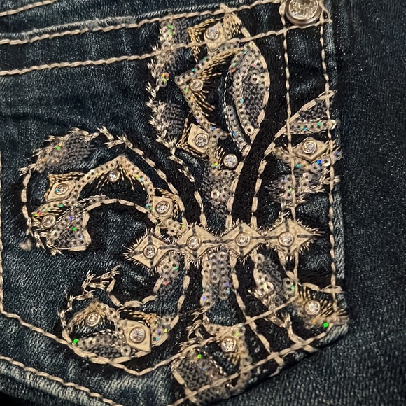 Miss Me jeans 27 x 31 inseam great condition - Picture 9 of 10